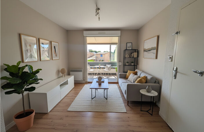 À vendre   Appartement proche du Port Miramar à La Londe-les — photo 5