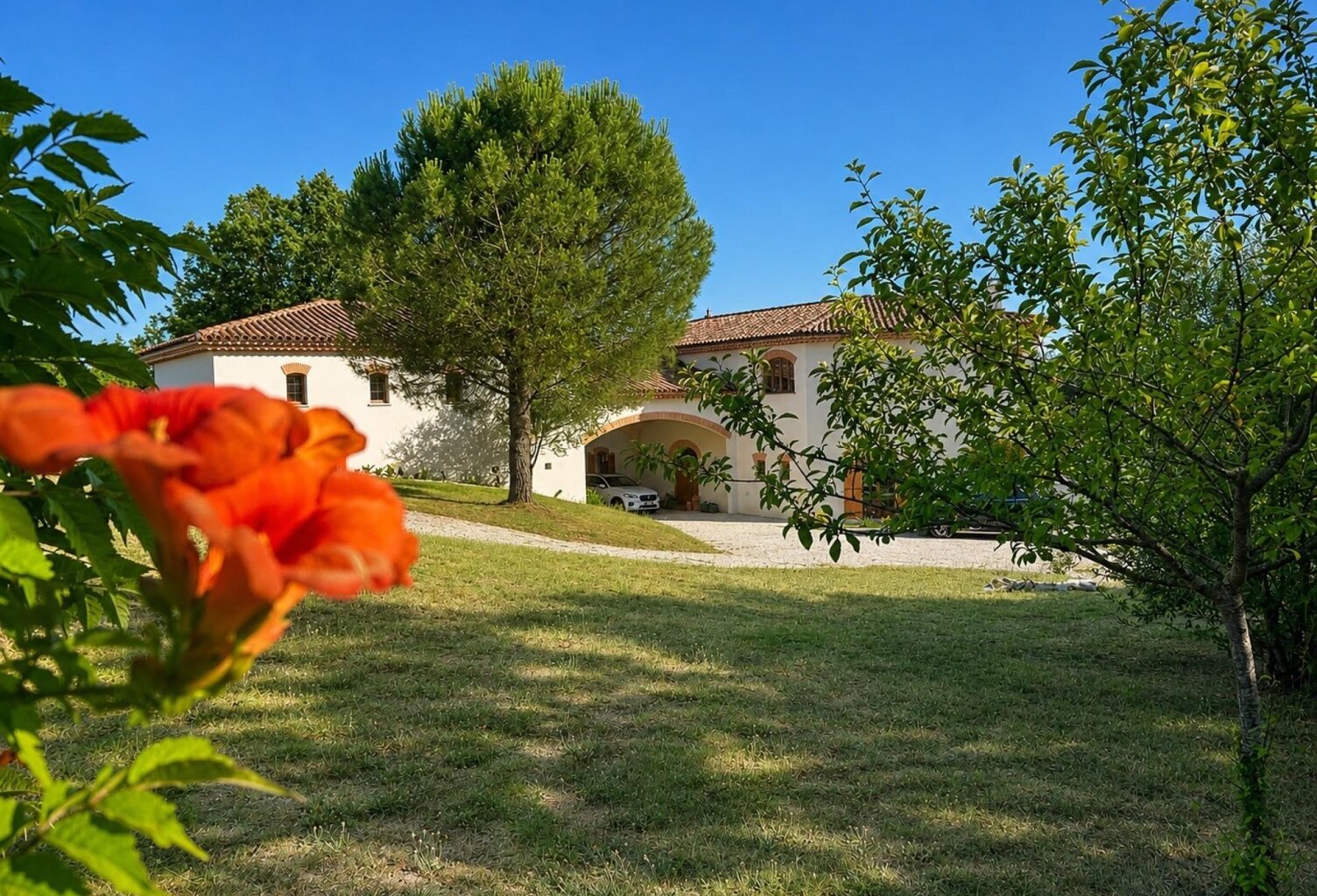 Propriété d'exception avec maison d'amis, parc paysager et plus de 4 hectares  Laroque-Timbaut — photo 1