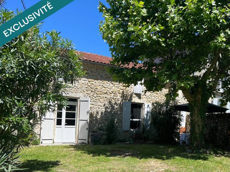 Maison ancienne 2 chs plus studio terrain de 1748m² — photo 1
