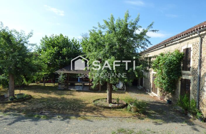 Maison de caractère de 250 m², au calme, 5 chambres, dépendances, terrain de 2 731 m² — photo 3