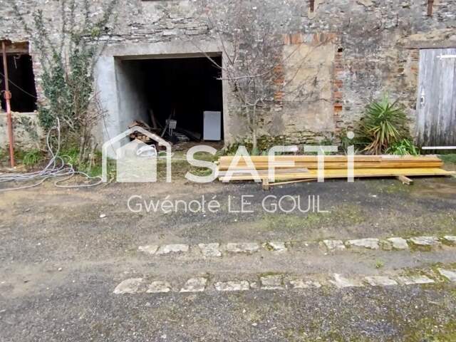 Maison en centre ville à rénover — photo du bien