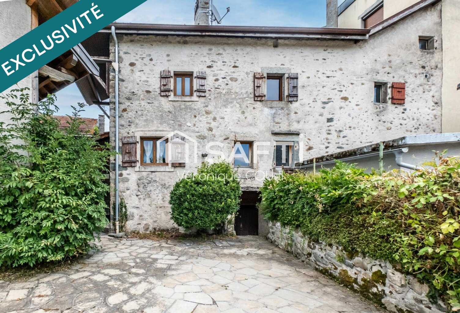 A VENDRE A PERRIGNIER - Maison de village de caractère avec fort potentiel  110 m²  Terrain de 1 069 m² — photo 1