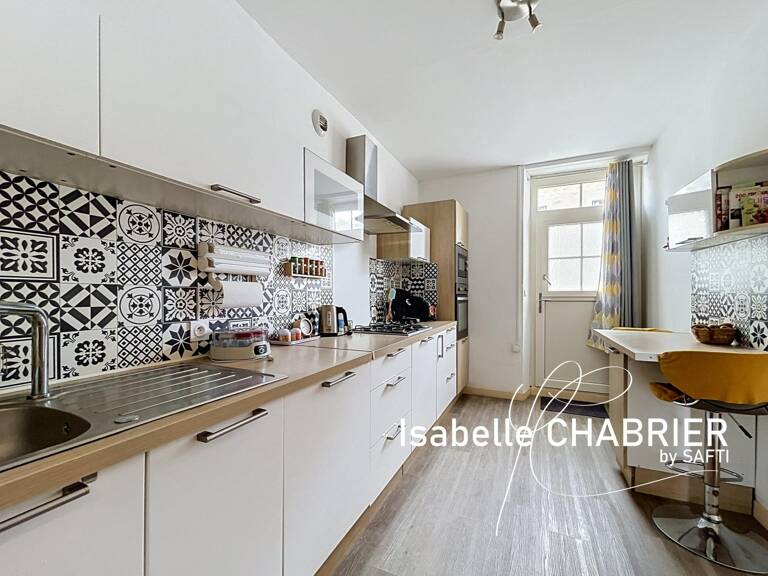 CHEMIRE, MAISON DE VILLAGE RENOVEE — photo 1