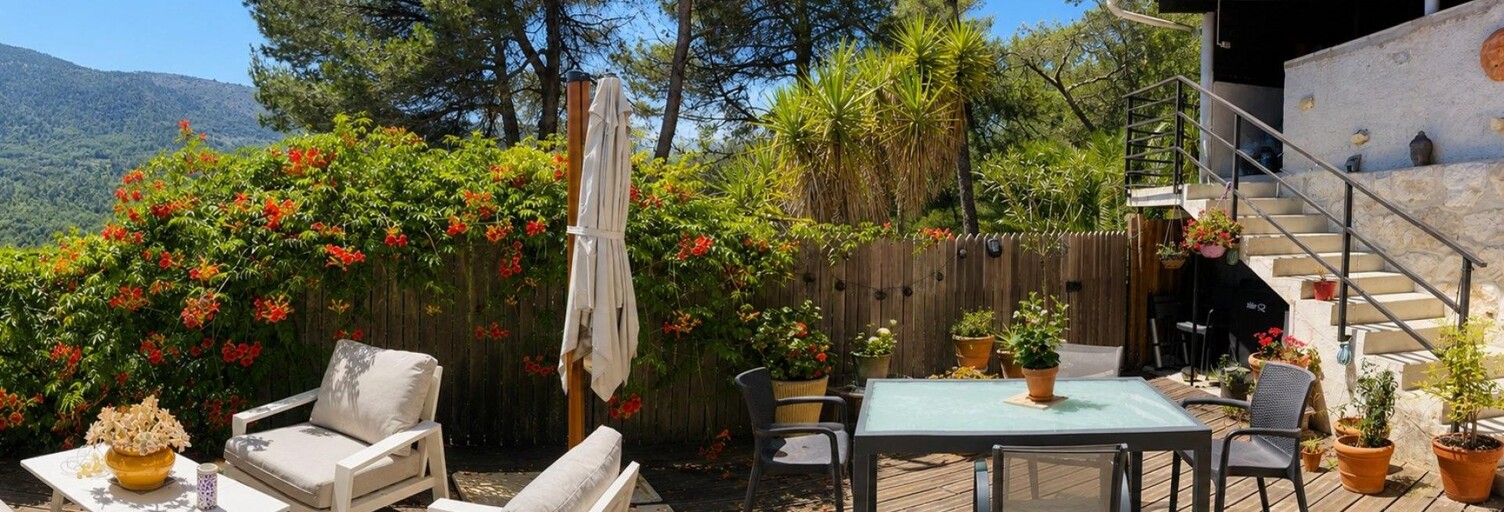Appartement 4 Pièces 140 m² à vendre à Tourrette-Levens (06690)