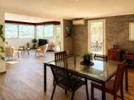 Grand appartement lumineux avec vue sur la vallée! — photo 3
