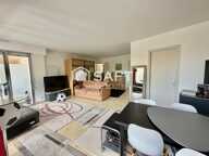 APPARTEMENT UNE CHAMBRE AVEC TERRASSE ET PLACE DE PARKING A NIORT — photo 4
