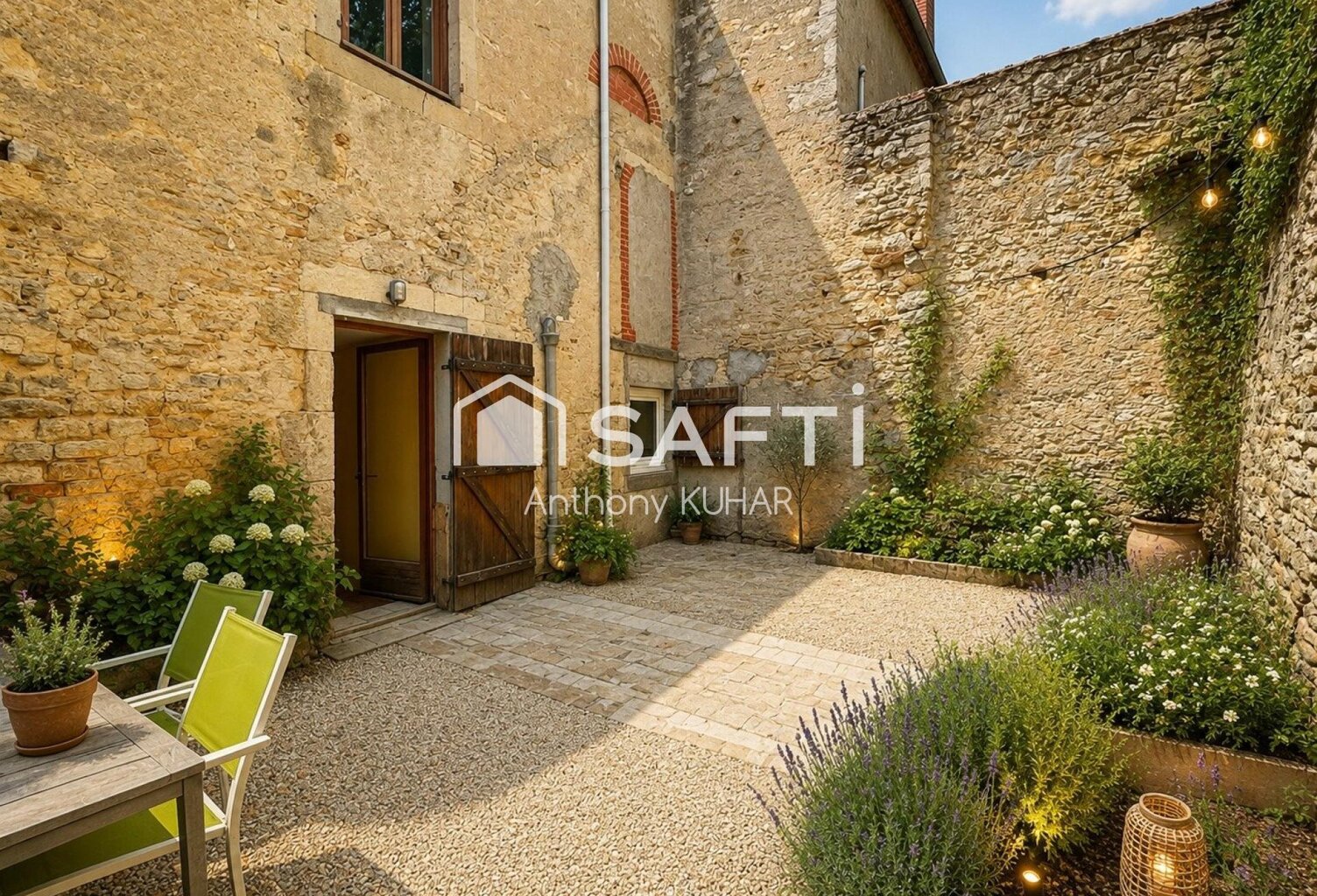 Maison de ville  a fort potentiel — photo 1