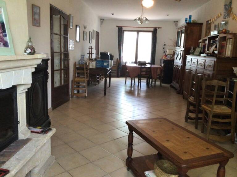 Maison 181 m2 située dans une impasse proche commodités. — photo 1