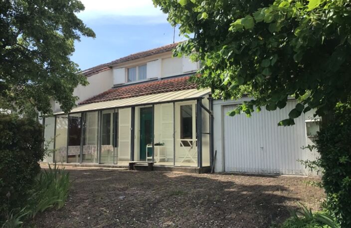 Maison 181 m2 située dans une impasse proche commodités. — photo 2