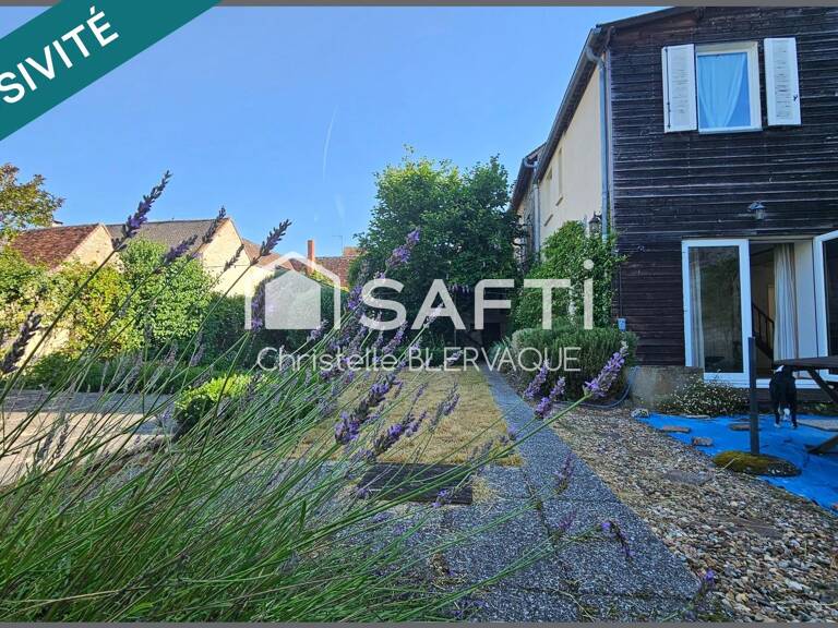 Maison familiale de 127 m² avec grange, dépendances et jardin — photo 1