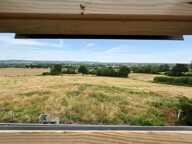 ? Entre Saint-Sever et Villedieu-les-Poêles, découvrez cet ensemble immobilier en pierre offrant deux logements indépendants, un fort potentiel d'aménagement et un cadre de vie paisible sur environ 6 000 m² de terrain. ? Amoureux de la pierre et des projets à fort potentiel, laissez-vous séduire par cet ensemble immobilier de caractère composé de deux habitations indépendantes au cœur d'un environnement verdoyant. ? Investissement locatif, projet familial ou résidence principale : cet ensemble immobilier en pierre de 130 m² offre de multiples possibilités dans un cadre calme et recherché. ? Une opportunité rare entre Saint-Sever et Villedieu-les-Poêles : deux maisons en pierre réunissables, un grand terrain et un potentiel exceptionnel à exploiter. ? Charme de l'ancien, potentiel d'évolution et environnement paisible : découvrez cet ensemble immobilier en pierre idéal pour concrétiser tous vos projets. — photo 3