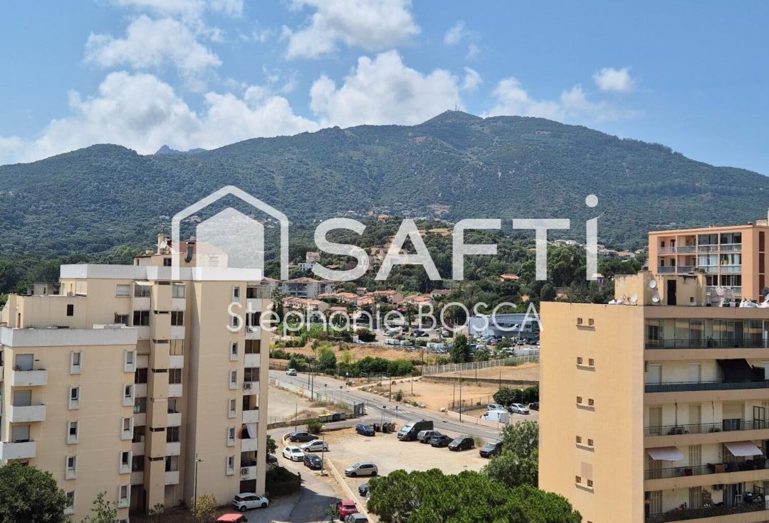IMMEUBLE ENTIEREMENT RENOVE, ISOLE ET MODERNISE ! — photo 1