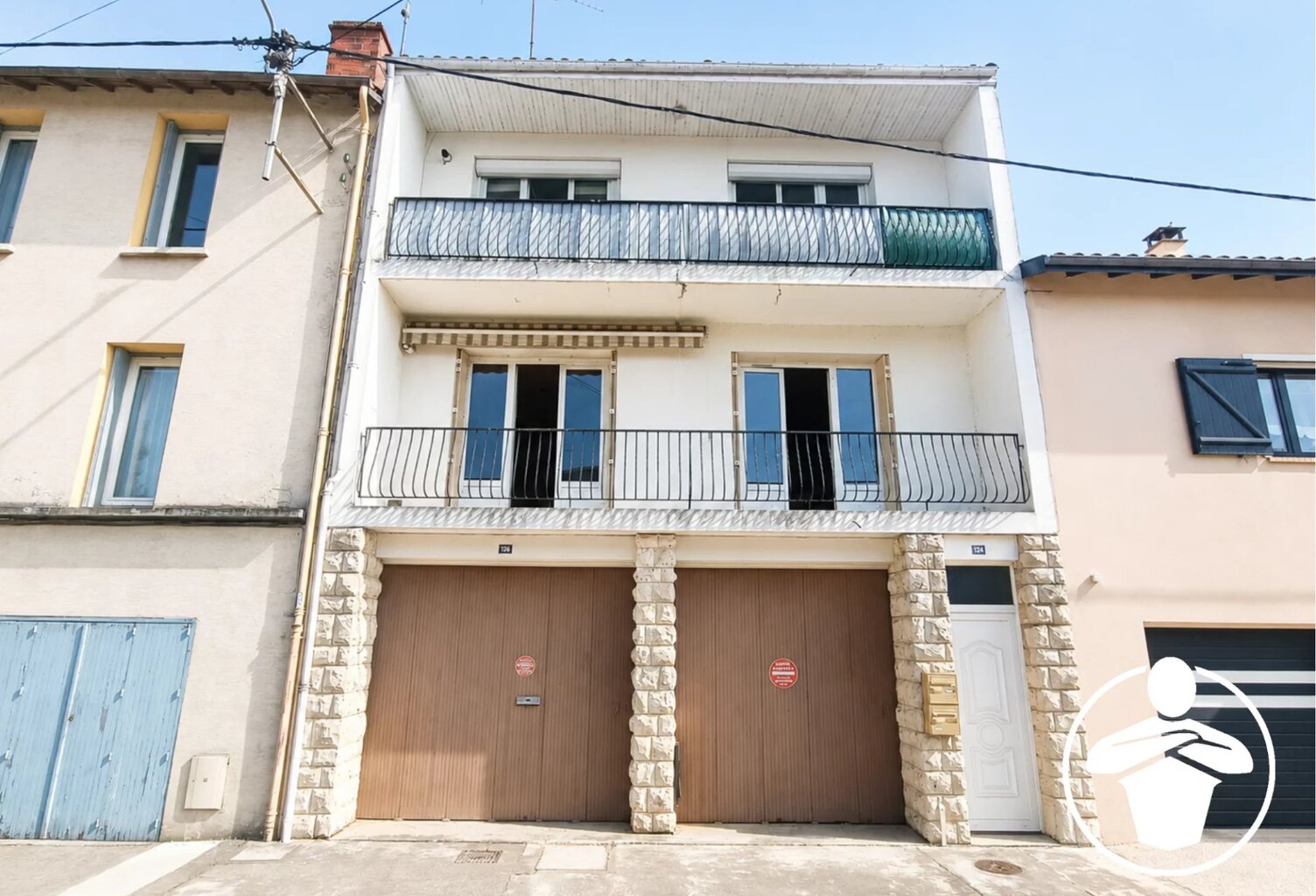 ✨ À VENDRE – AGEN, PROCHE CENTRE-VILLE ✨ ? Grande maison mitoyenne sur trois niveaux – fort potentiel — photo 1