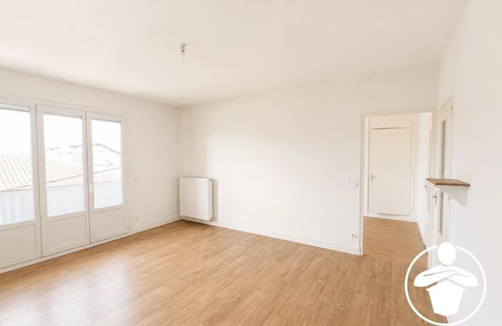✨ À VENDRE – AGEN, PROCHE CENTRE-VILLE ✨ ? Grande maison mitoyenne sur trois niveaux – fort potentiel — photo 5