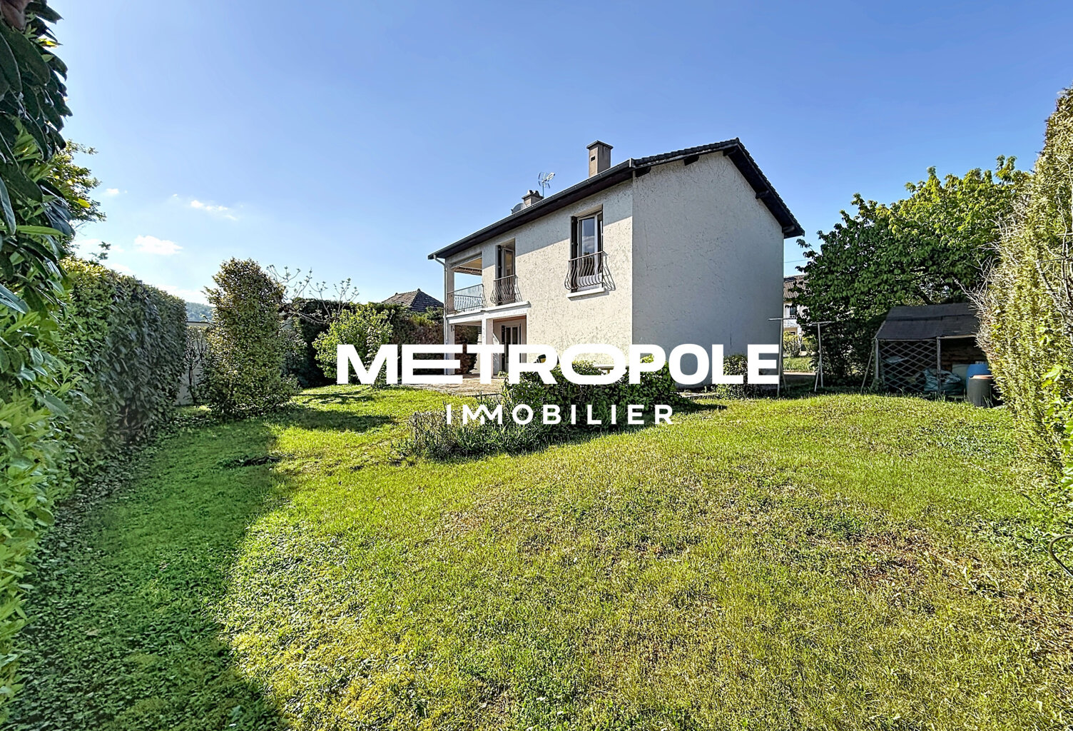 Maison individuelle au calme avec terrain plat, terrasse et — photo 1