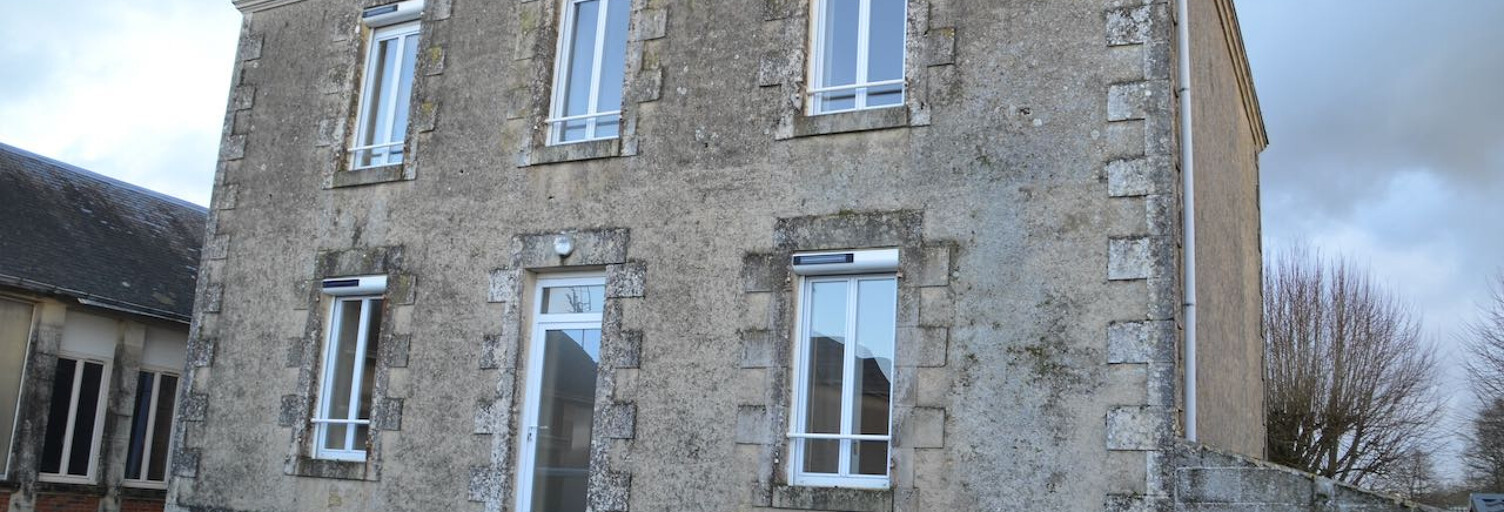 Maison 3 Pièces 69 m² à louer à Rives-du-Fougerais (85410)