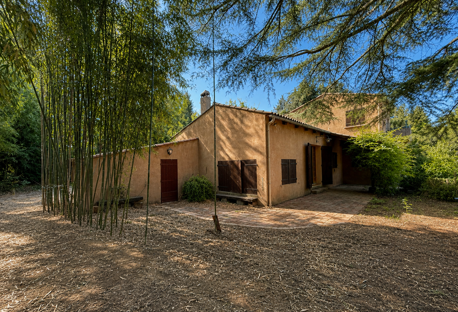 maison T6 de 135 m2 sur 1172 m2 de terrain — photo 1