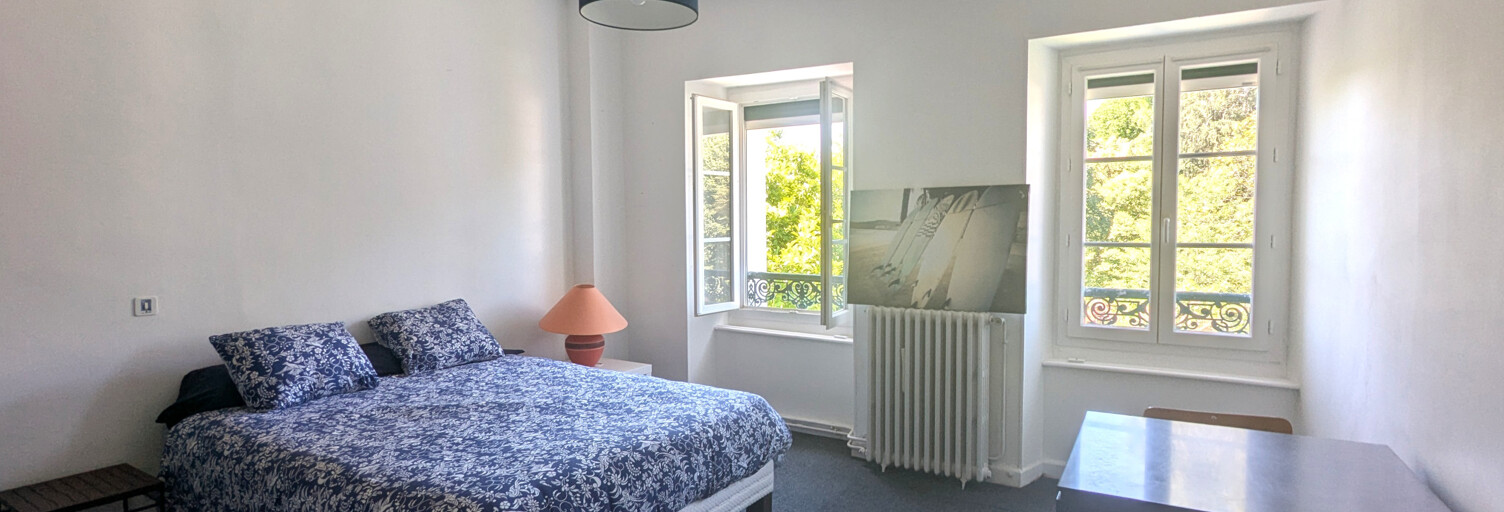 Appartement 5 Pièces 114 m² à louer à Saint-Palais (64120)