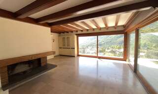 Maison 8 Pièces 220 m² à vendre à Saint-Jean-de-Maurienne (73300)