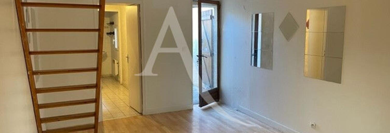 Maison 2 Pièces 32 m² à louer à Saint-Denis-de-l'Hôtel (45550)