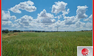 Terrain  1950 m² à vendre à Saint-Gérand-le-Puy (03150)