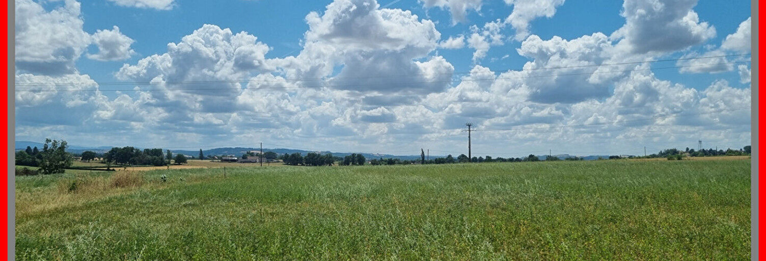 Terrain  1950 m² à vendre à Saint-Gérand-le-Puy (03150)