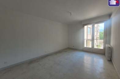 Appartement 4 pièces 650 €