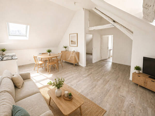 Bel appartement T2 refait à neuf ? Charme de l'ancien & Faibles charges Secteur privilégié : À seulement 6 minutes de Courdimanche. — photo du bien