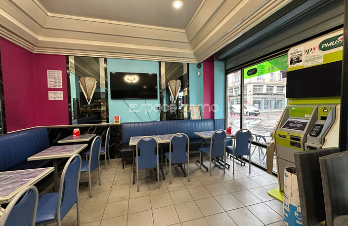 ENSEMBLE IMMOBILIER : MURS COMMERCIAUX ET APPARTEMENT T3 - 125m² - VENDU LOUE - ROUEN CENTRE — photo 2