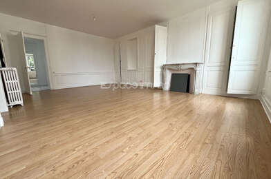 Appartement 3 pièces 900 €