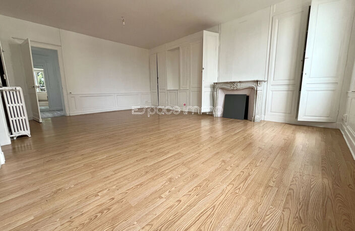 APPARTEMENT - DÉVILLE LES ROUEN - 3 PIÈCES - 2 CHAMBRES - 85,67 M² - INTÉRIEUR FRAÎCHEMENT RÉNOVÉ — photo 2