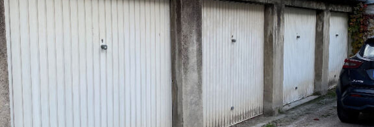 Garage   m² à louer à Rouen (76000)