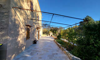 Maison 4 Pièces 141 m² à louer à Méounes-lès-Montrieux (83136)