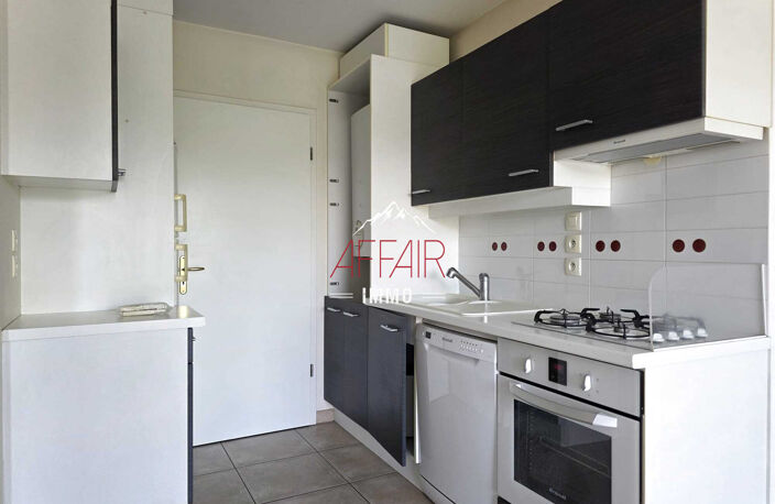 Appartement T2 avec grande terrasse - Proche douane 74240 GA — photo 2