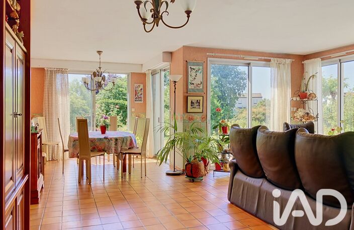 Vente Maison traditionnelle 7 pièces — photo 2