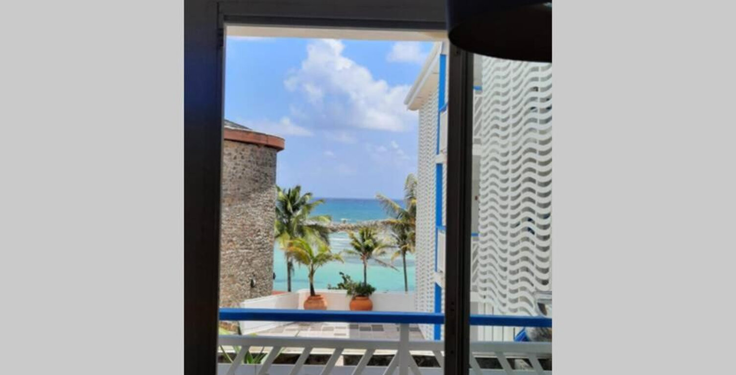 Saint François Studio Meublé Vue Mer - Résidence avec Piscin — photo 1
