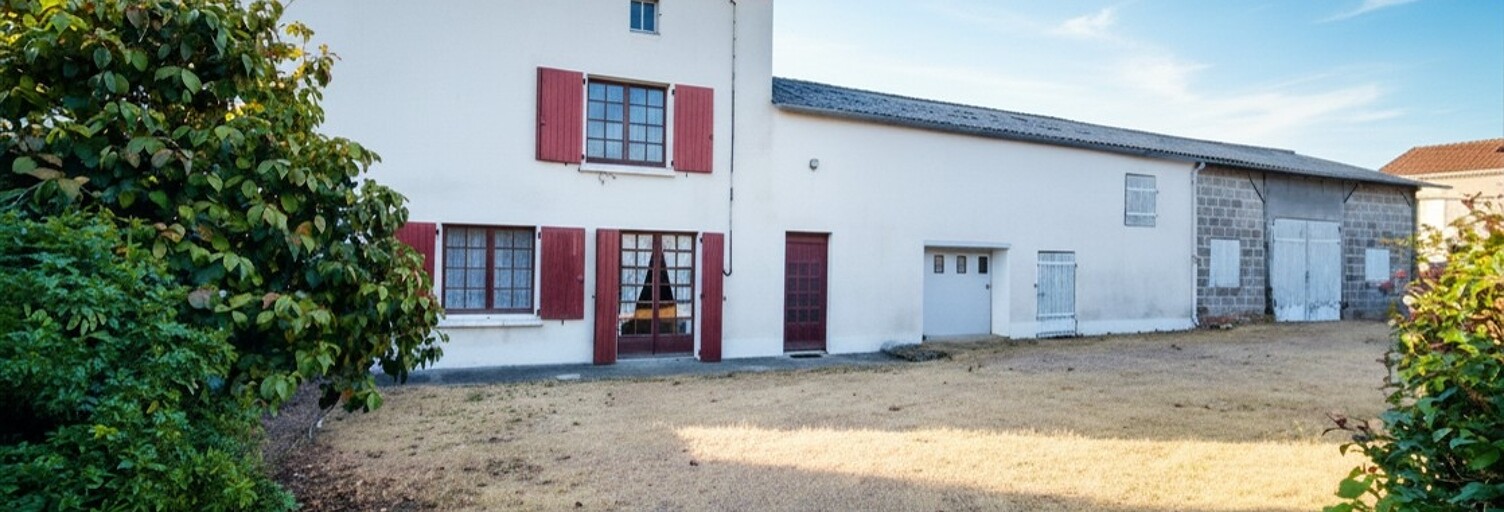 Maison 10 Pièces 250 m² à vendre à Chiché (79350)