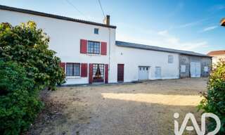 Maison 10 Pièces 250 m² à vendre à Chiché (79350)