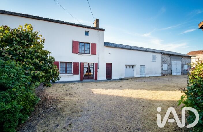 Vente Maison/villa 10 pièces — photo 2