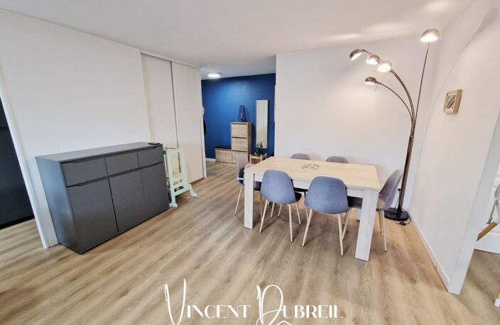 APPARTEMENT T3 SANS TRAVAUX AVEC GRANDE TERRASSE — photo 3
