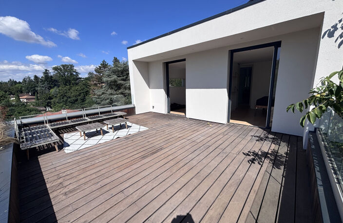 St Cyr au Mont d'Or — photo 4