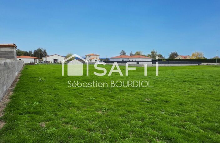 TERRAIN CONSTRUCTIBLE VIABILISE LIBRE DE CONSTRUCTEUR — photo 3