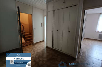 Appartement 4 pièces 149600 €