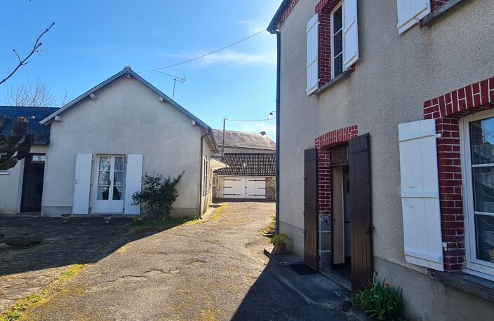 Vente Maison/villa 7 pièces — photo 2