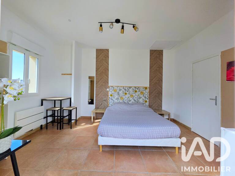 Vente Boutique/Local commercial 218 m&sup2; — photo 1