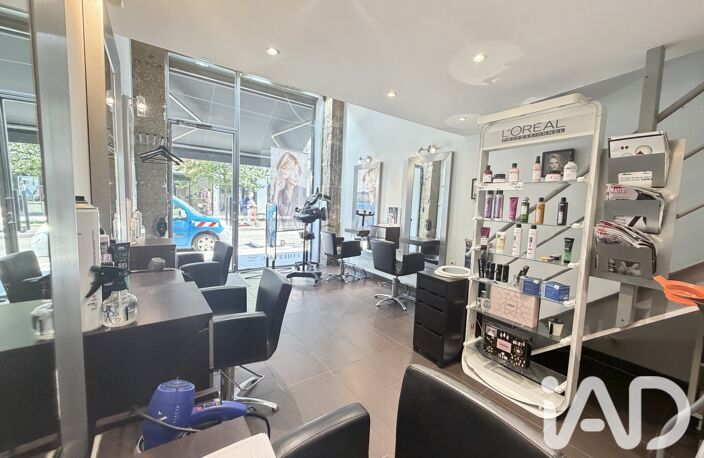 Vente Esthétique, Coiffure 45 m&sup2; — photo 2