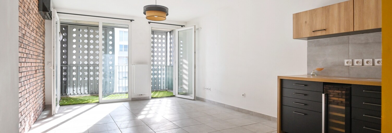 Appartement 3 Pièces 64 m² à louer à Marseille 2 (13002)