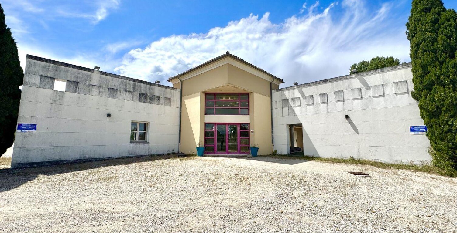 Location Boutique/Local commercial 131 m&sup2; — photo 1