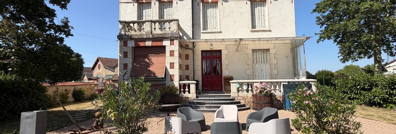 Maison 8 Pièces 170 m² à vendre à Cosne-d'Allier (03430)