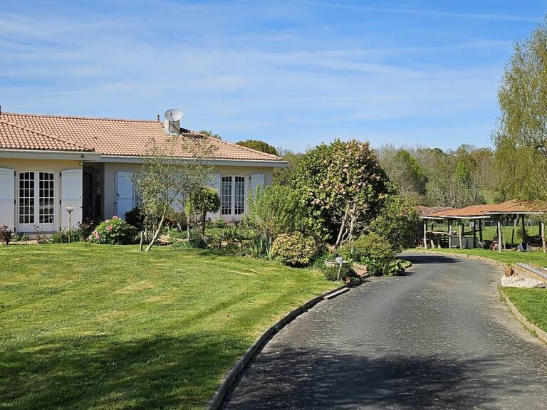 Vente Maison/villa 7 pièces — photo 1